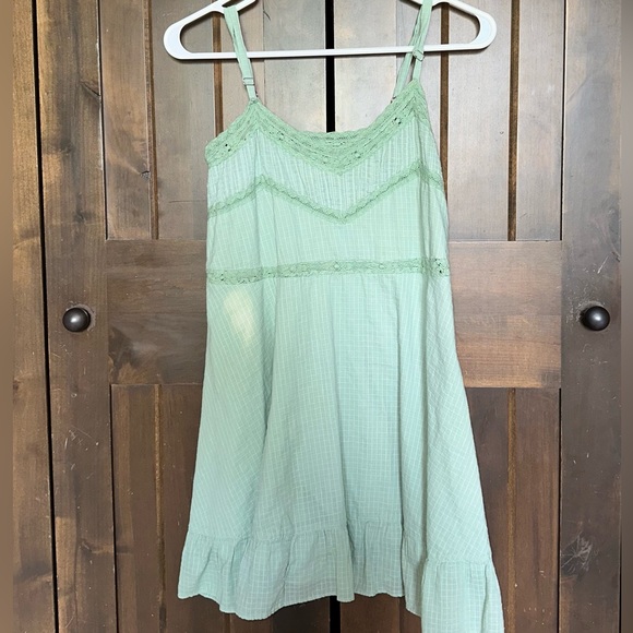 Urban outfitters lace insert mini dress - Picture 2 of 8